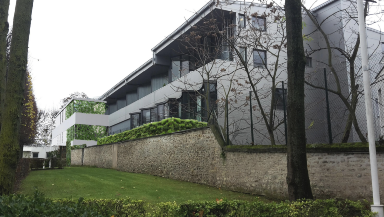 ERT CONSTRUCTION - SEVRES 92